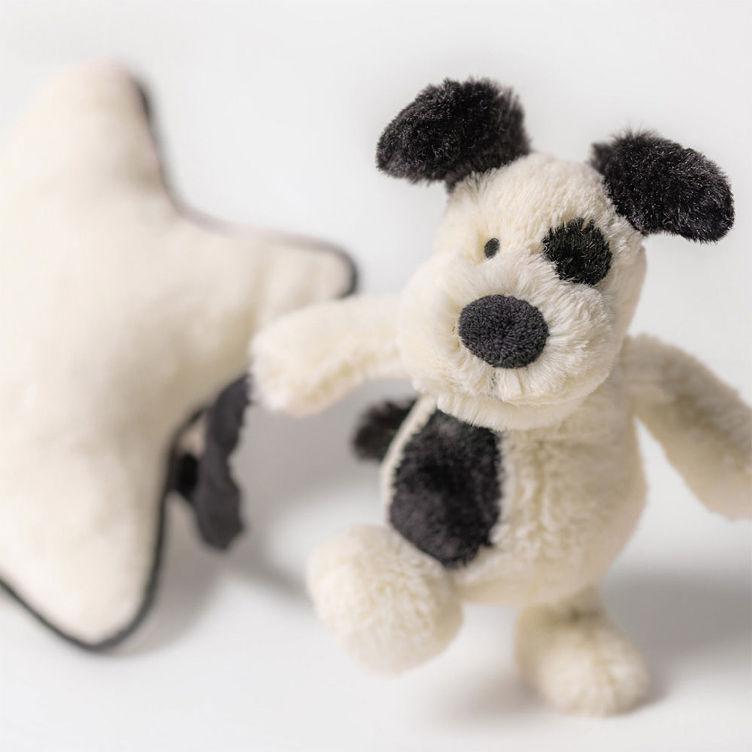Bashful Black & Cream Puppy Musical Pull - Image 2